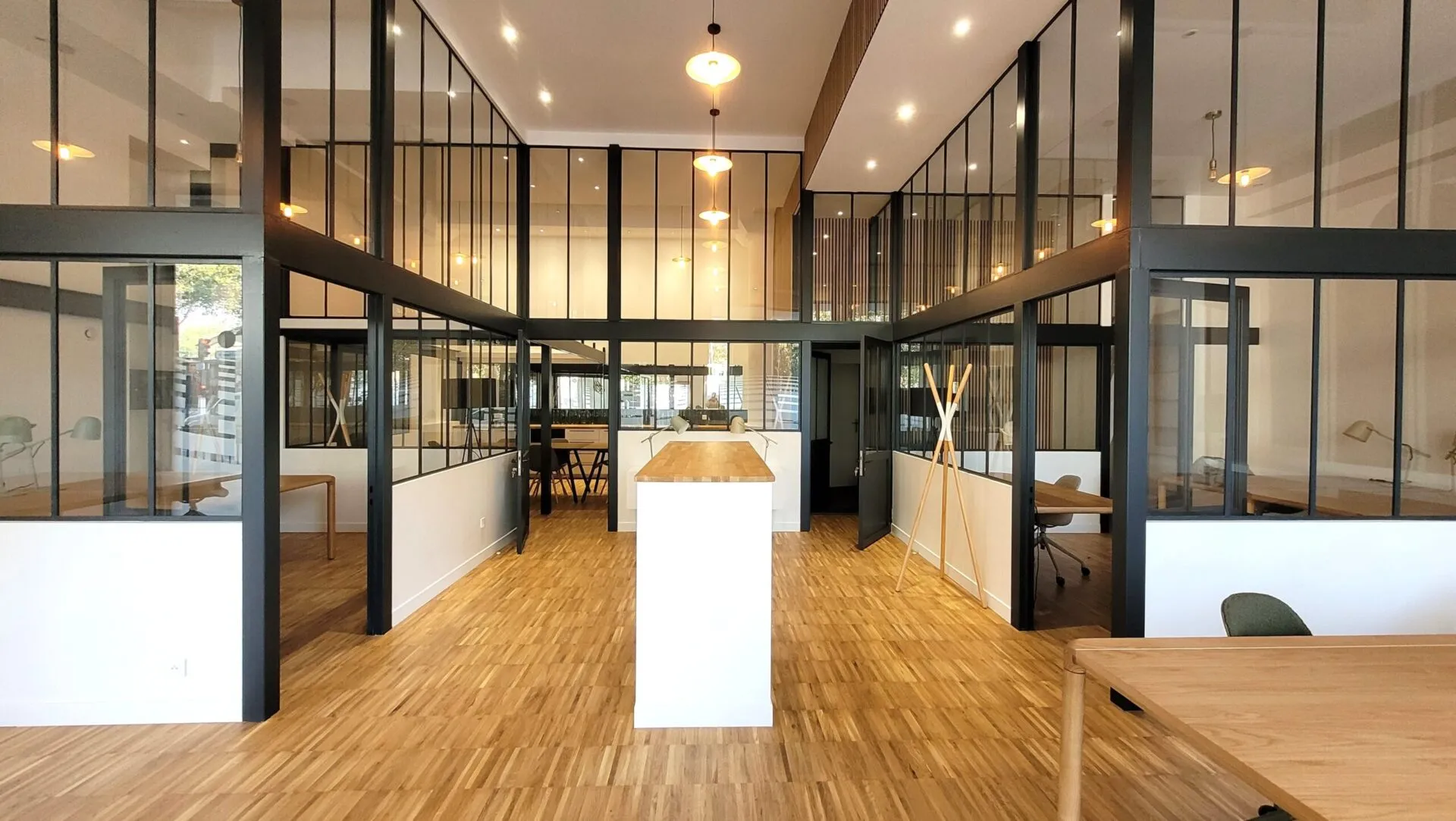 Pourquoi nous nous sommes spécialisés à 100 % dans les bureaux atypiques